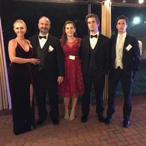 Meet your Posher, Deedee